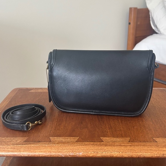 Authentic Vintage Coach Ritchie Black #9937 - Picture 2 of 11